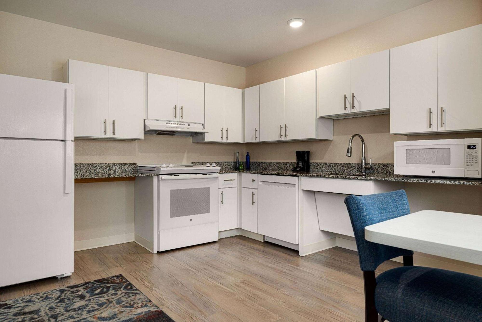 Waterwalk Extended Stay Raleigh Durham Research Triangle Clegg Bagian luar foto